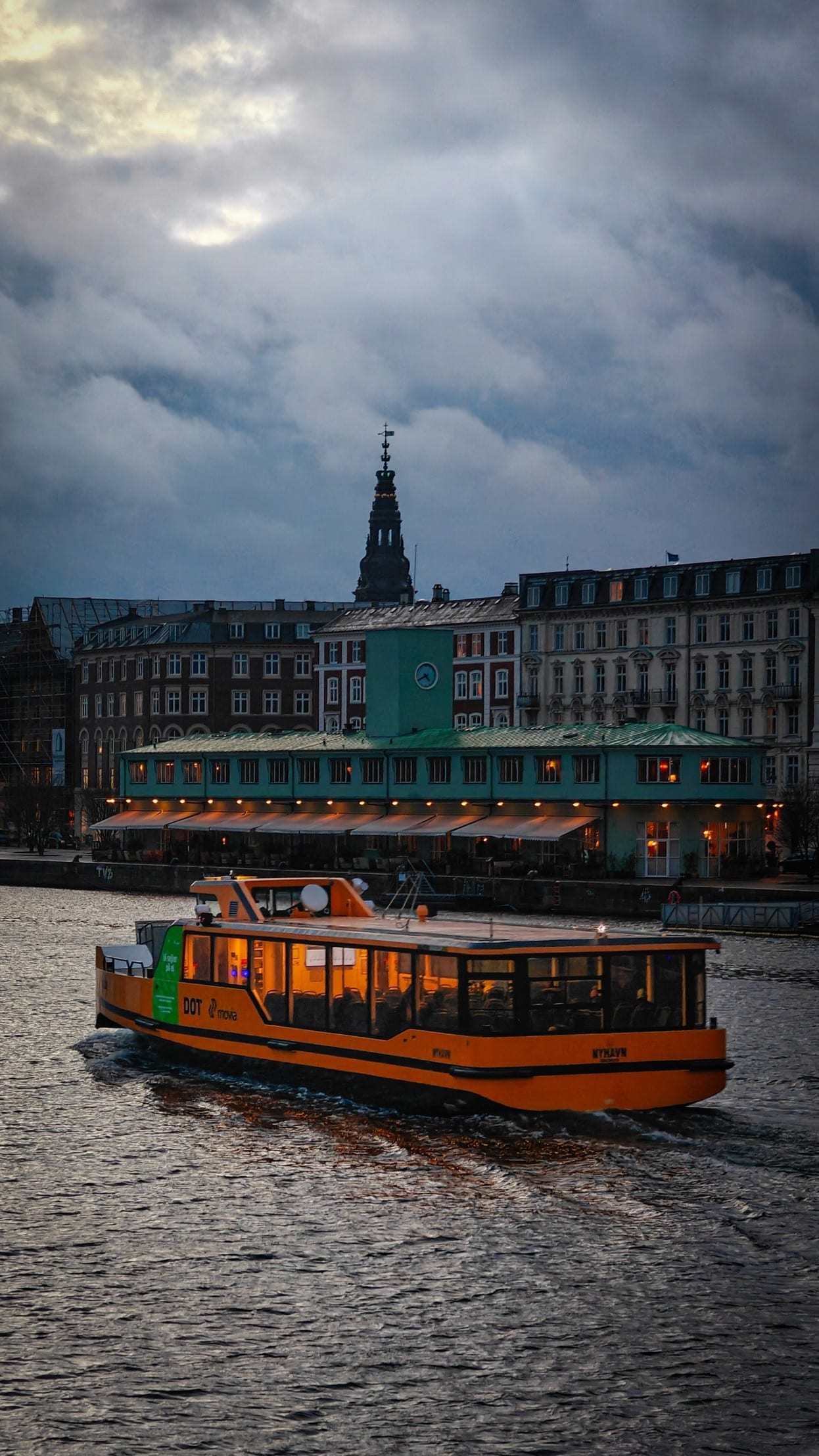 Picture of a ferry bus in the Copenhagen habour